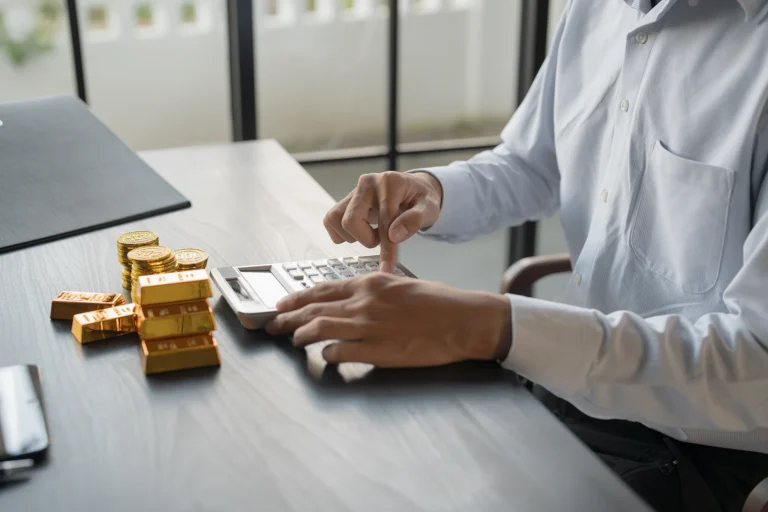 مالیات و اجرت ساخت طلا در ایران؛ راهنمای کامل قبل از خرید